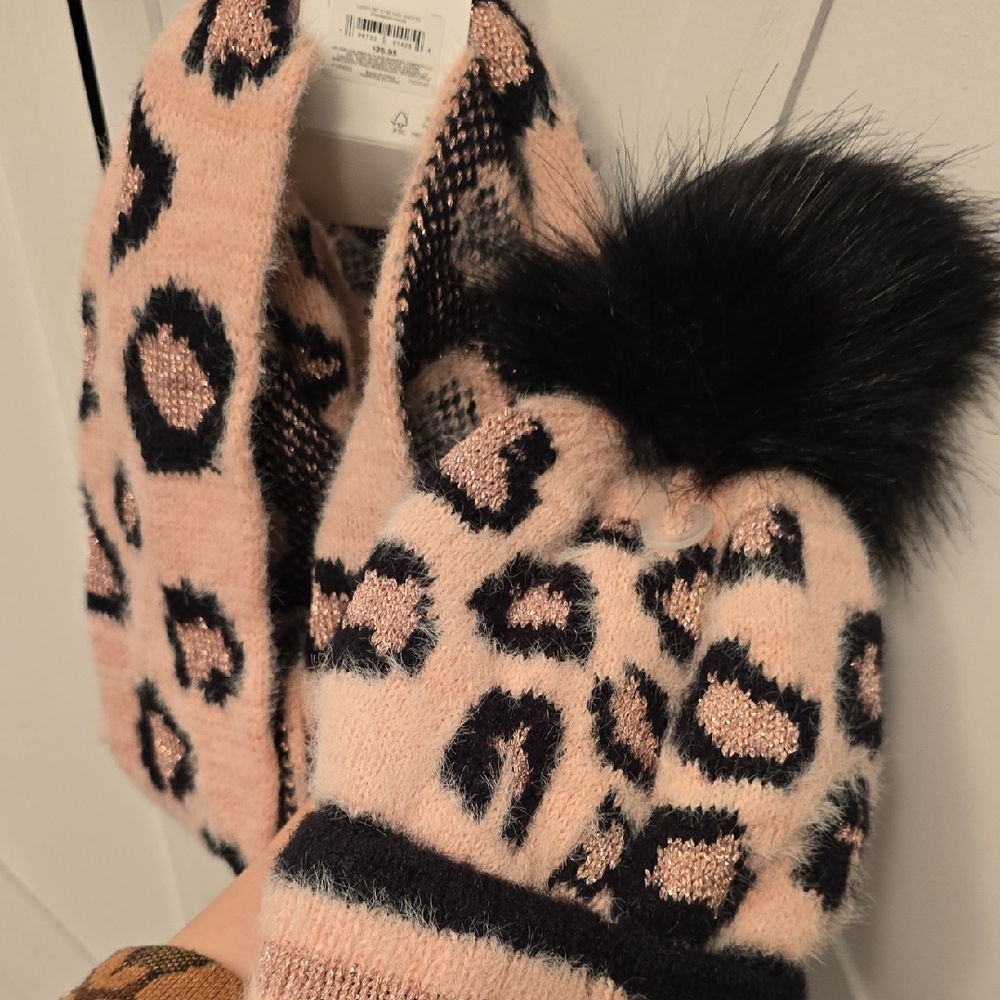 New Winter Set Leopard Hat and INFINITY Scarf Set - Picture 4 of 4